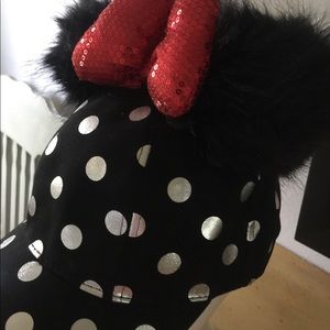 DISNEY MINNIE MOUSE BASEBALL CAP POKA DOT POM HAT